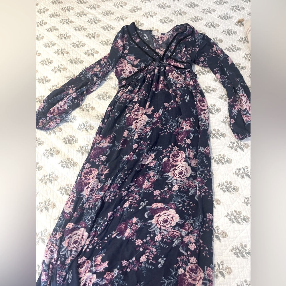 Altardstate dress. Size medium.